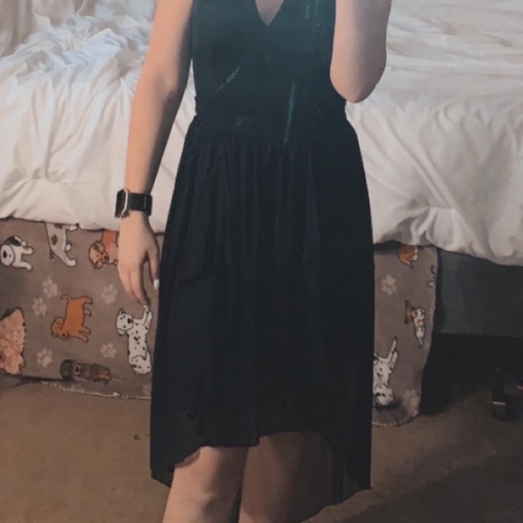 Semi Formal Dress - Picture 2 of 6